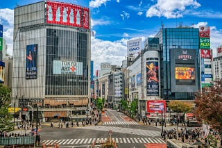 新宿駅周辺で診療費が安く、アクセスが良い